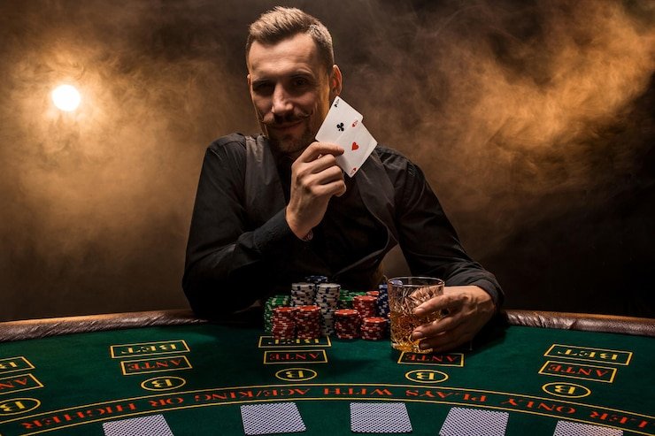 Ilustrasi Transfer Bank luckyrp di ponsel
